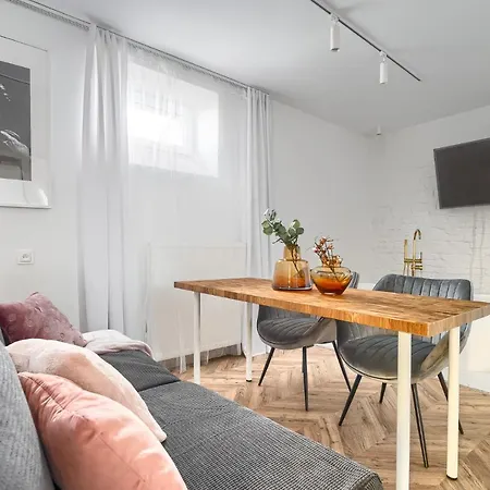 Apartment Munn 1 *